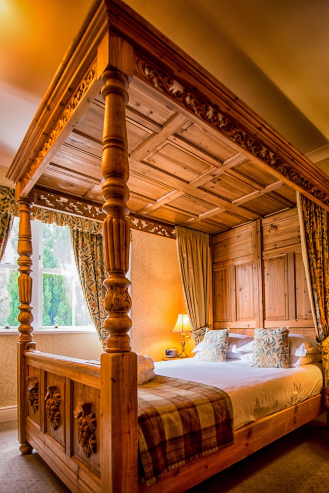 Four Poster Bedroom