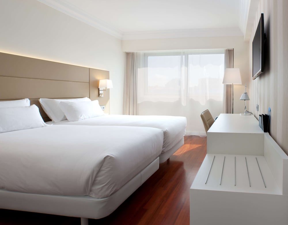 Standard Room (Extra Bed 3 adults) - Photo 2
