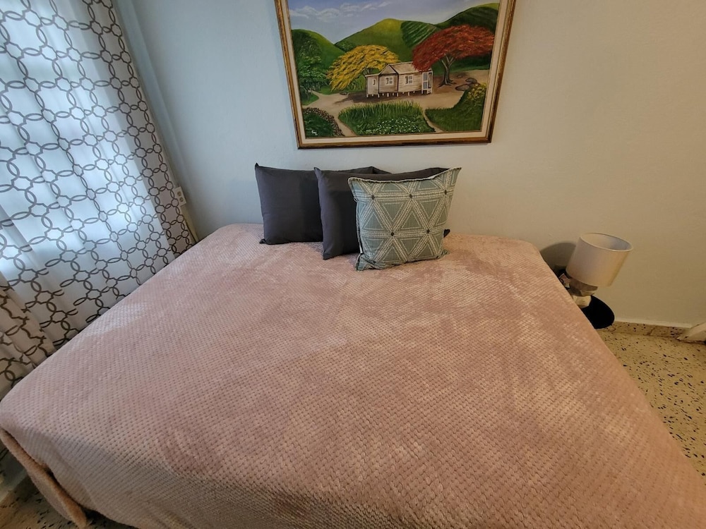 Apartment, Multiple Beds, Patio, City View