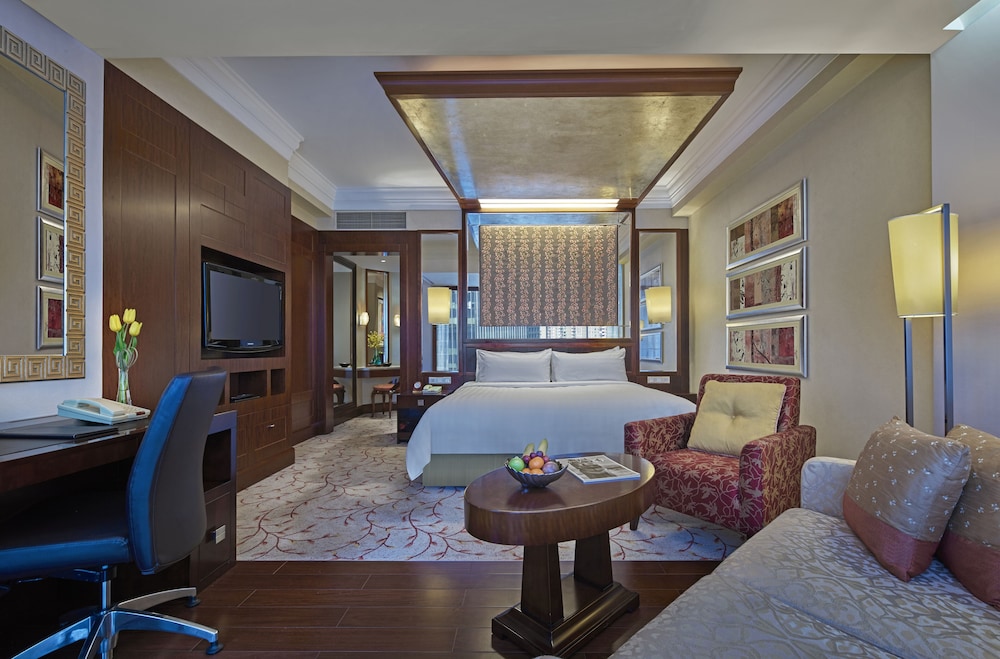 Deluxe Room, 1 King Bed - Photo 4