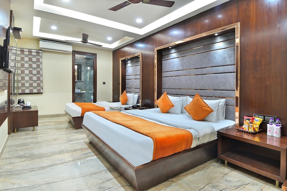 Classic Triple Room - Photo 1
