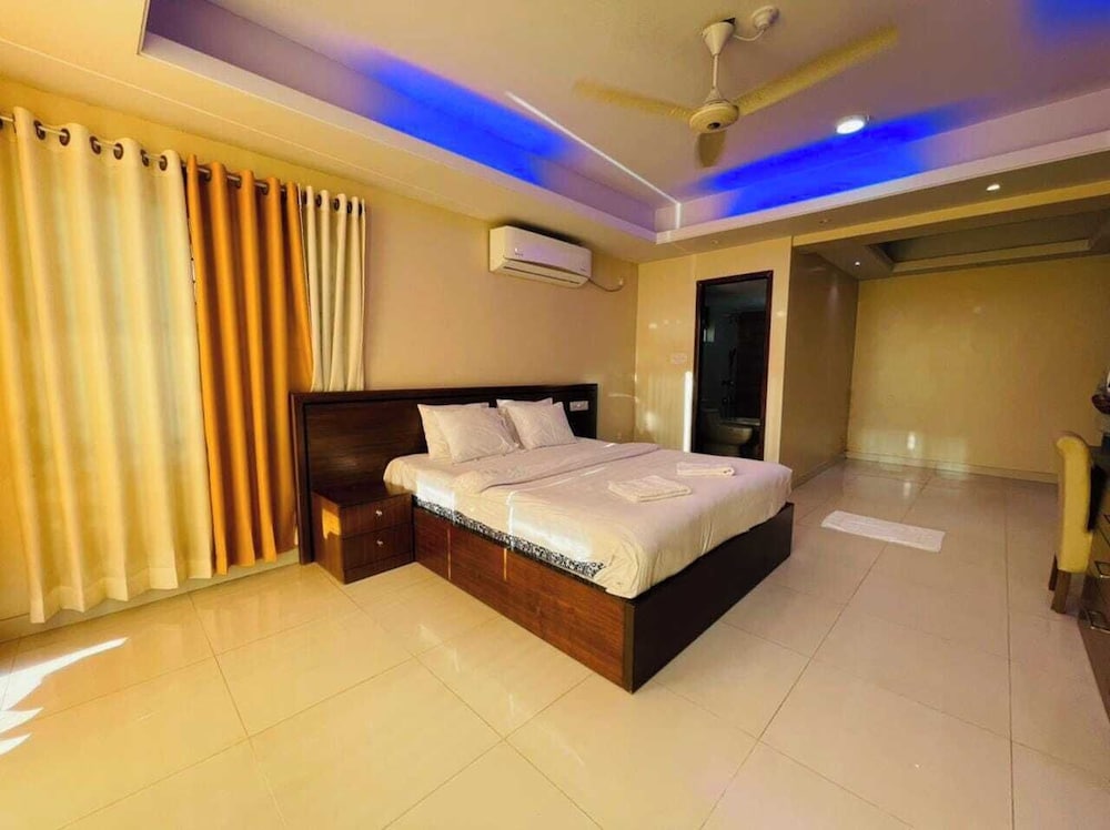 Deluxe Double Room, Beach View