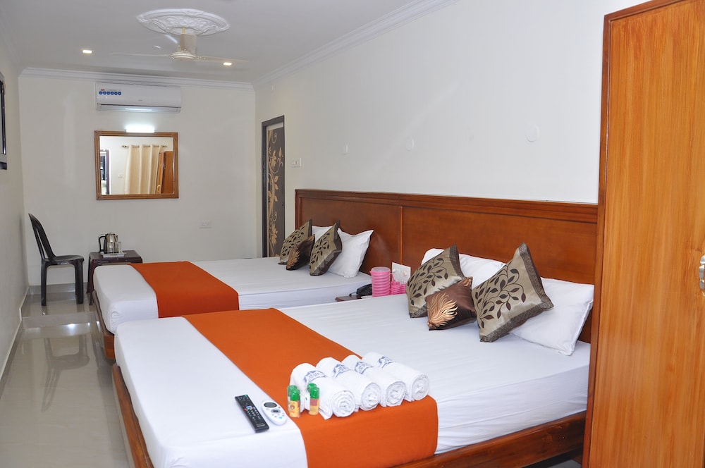 Deluxe Triple Room - Photo 2