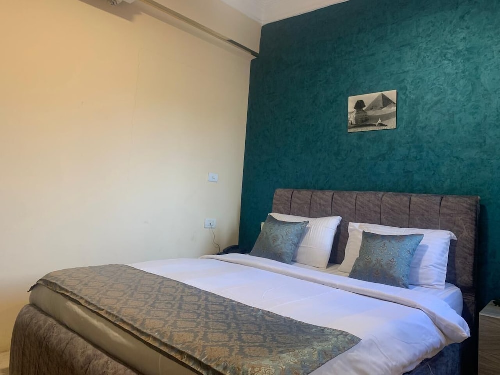 Standard Double Room, City View photo 1