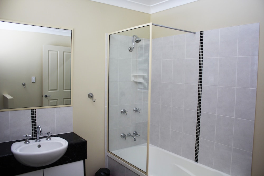 Apartment 1 photo 2