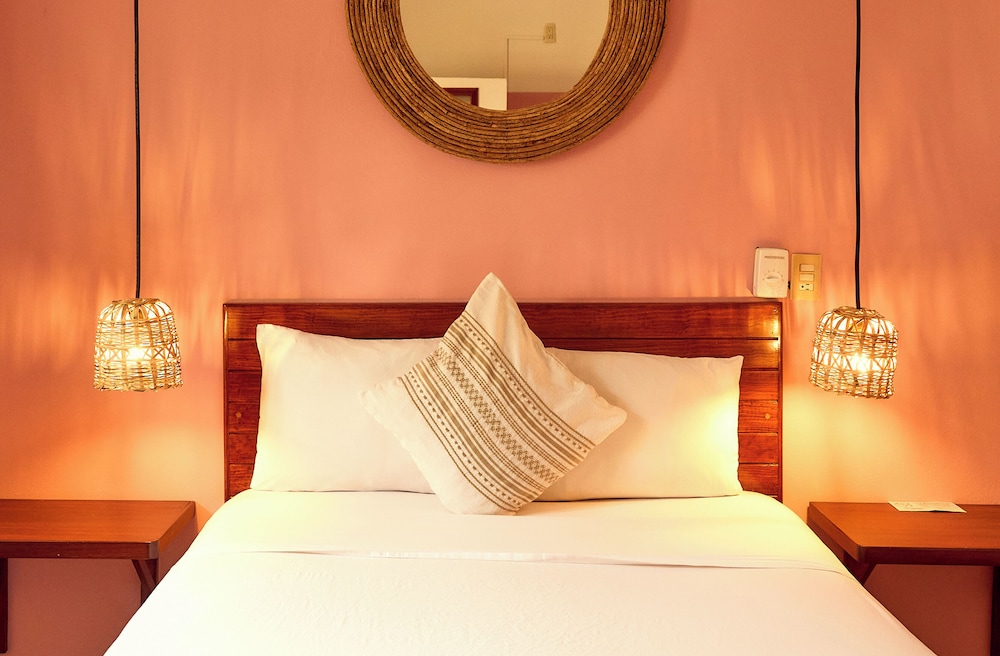 Basic Double Room, 1 Double Bed - Photo 1