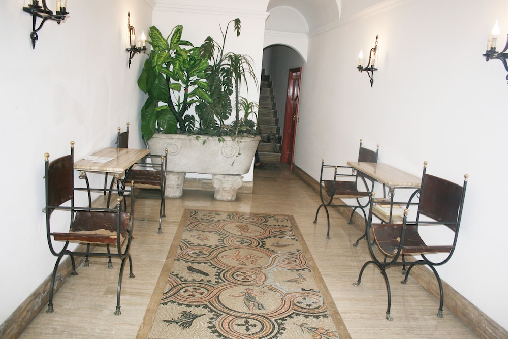 Apartment, 2 Bedrooms, Fireplace