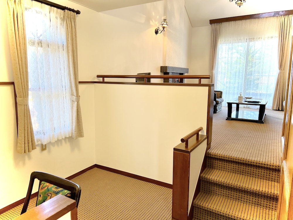 Royal Suite - Photo 7