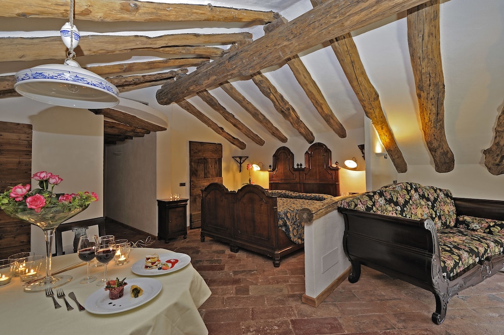 Suite photo 1