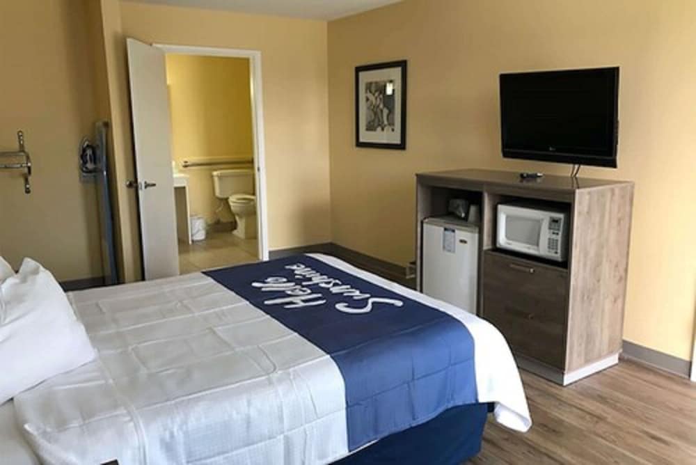 Room, 1 Queen Bed, Non Smoking photo 1