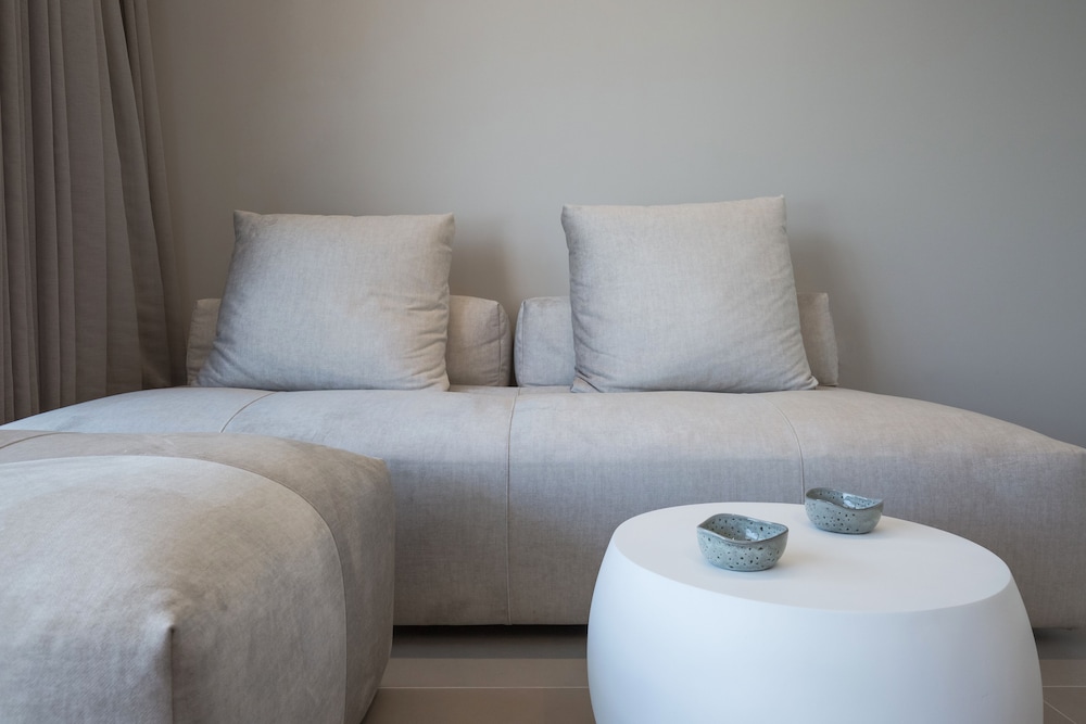 Noemie Luxury Suite 103 photo 3