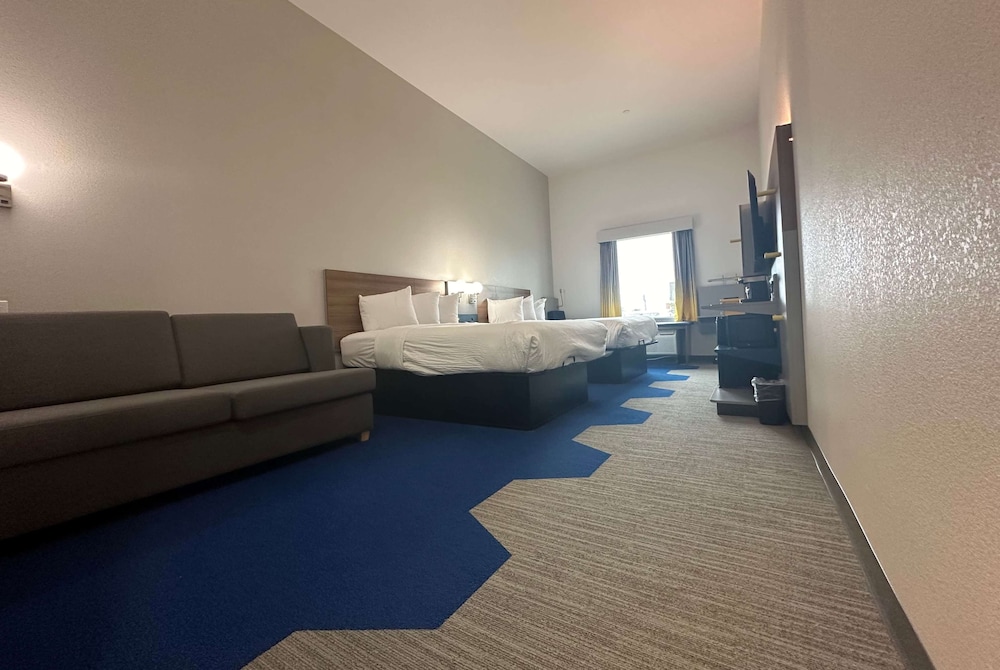 Studio Suite, 2 Queen Beds, Non Smoking, Kitchenette