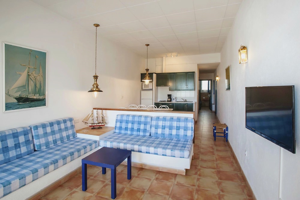 Apartamento, 3 habitaciones, vista parcial al mar (9)