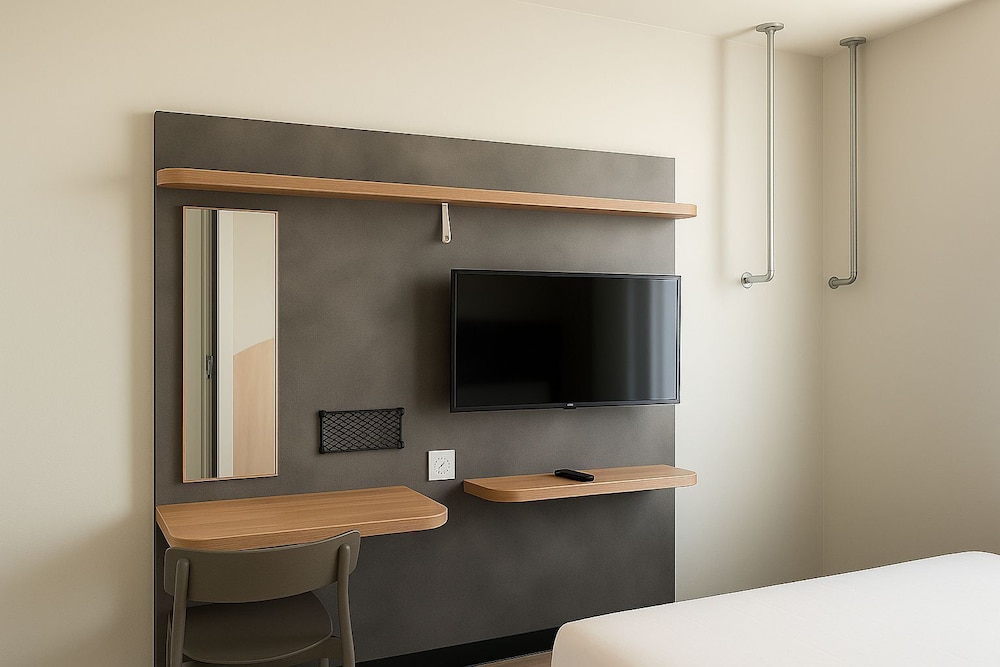 Standard Room, Multiple Beds, Accessible