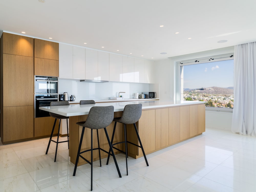 Luxury Apartment, 3 Bedrooms (9F) - Photo 10