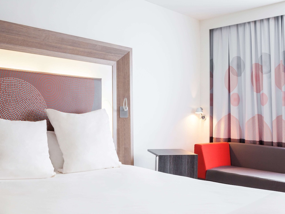 Superior Room, 1 Queen Bed (Premium) - Photo 13