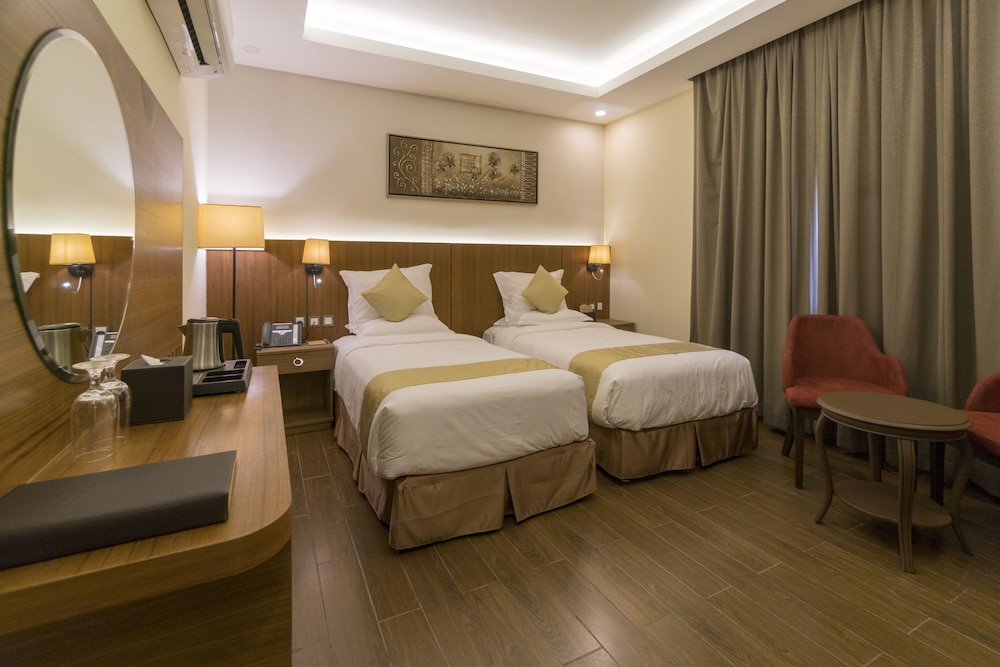 Standard Twin Room - Photo 1