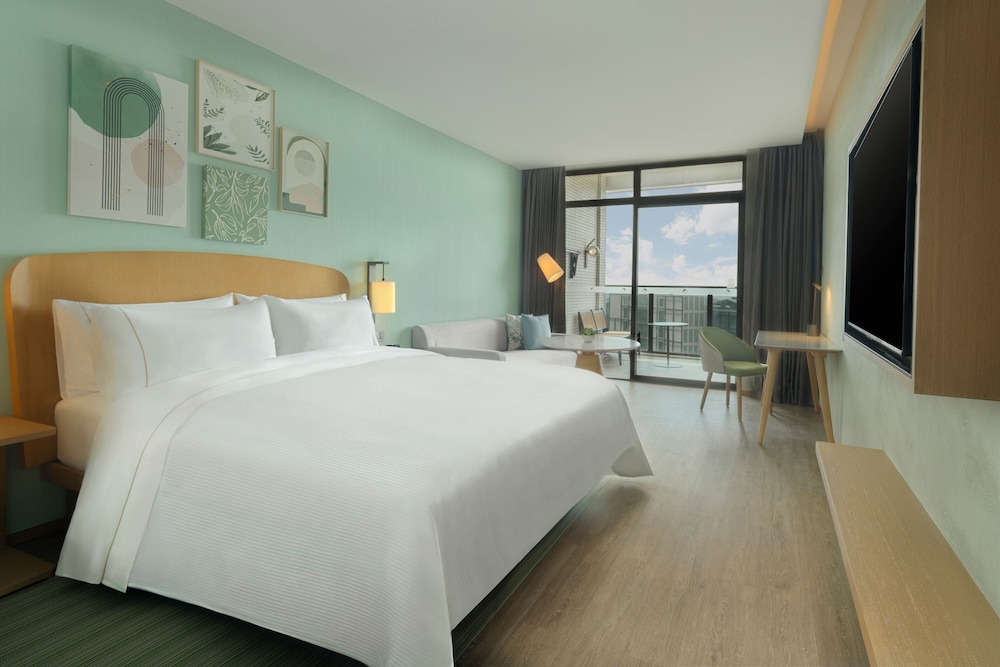 Room, 1 King Bed, Balcony, Sea View (View) photo 1