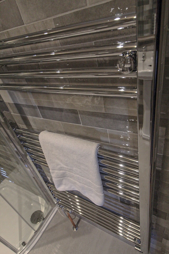 Superior Double Room, Ensuite - Photo 14