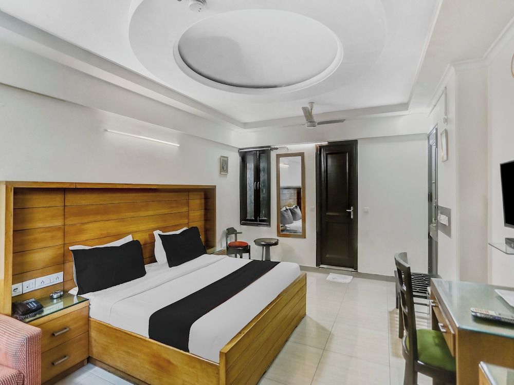 Signature Room