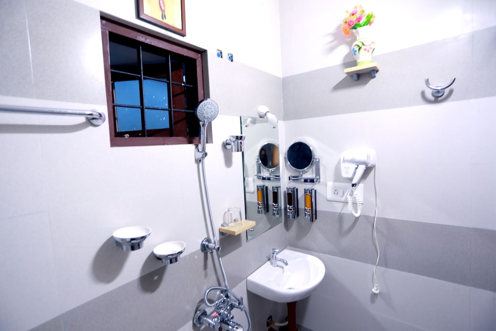 Deluxe Suite photo 2
