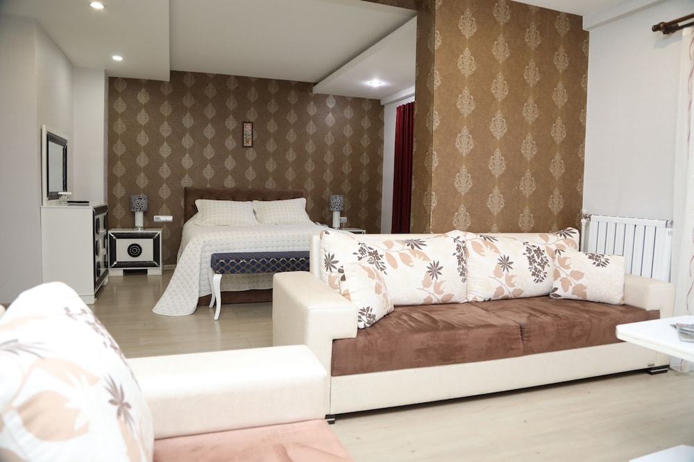 Royal Suite photo 1