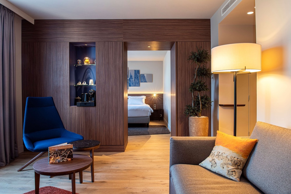 Junior Room