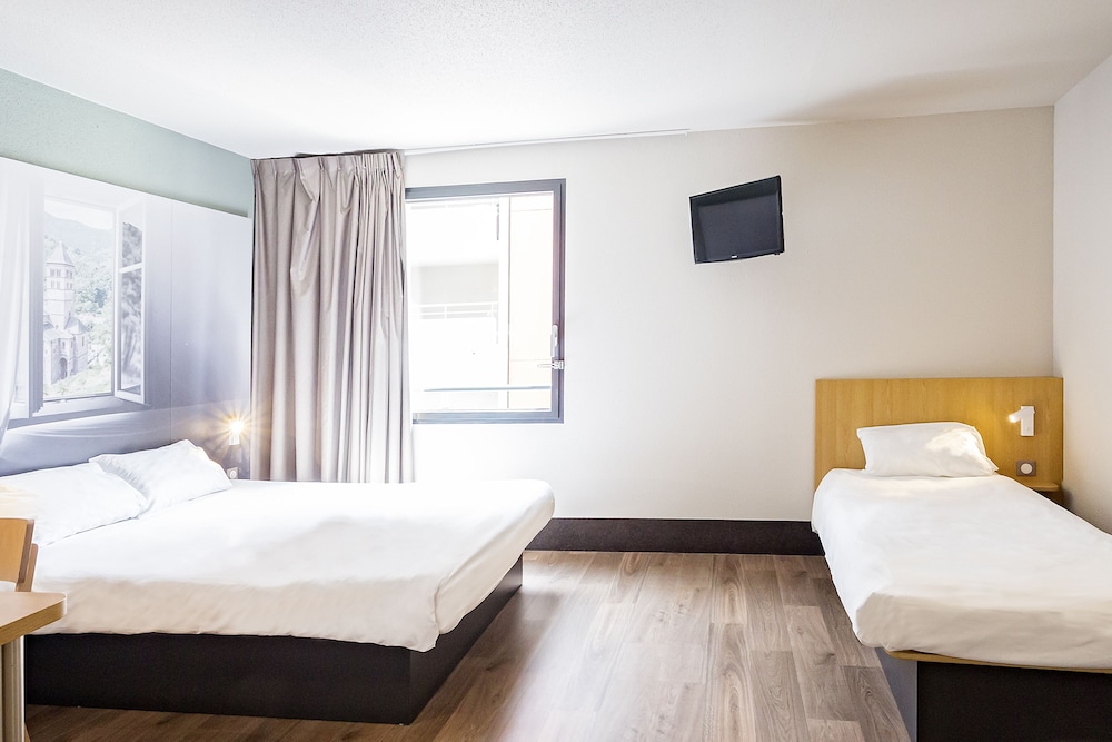 Triple Room, Non Smoking photo 3
