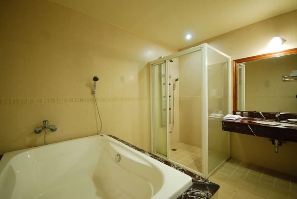Quadruple Room - Photo 4