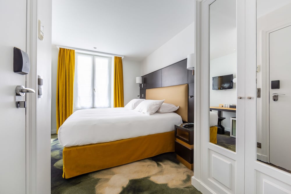 Superior Double Room, 1 Queen Bed photo 3
