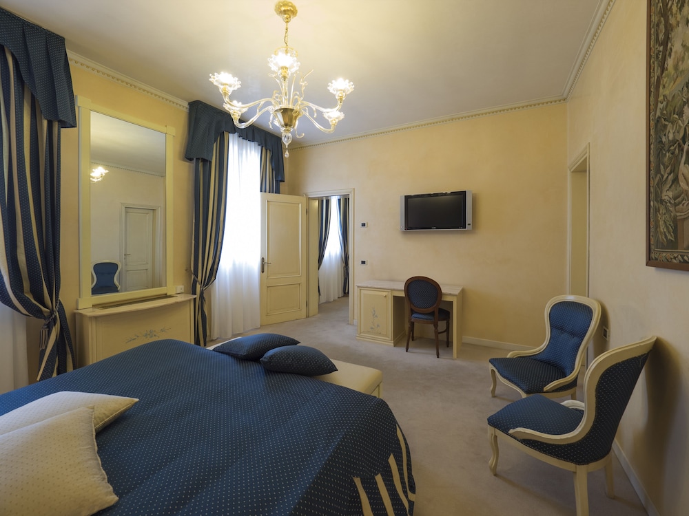 Luxury Suite, 1 Bedroom, Garden View photo 1
