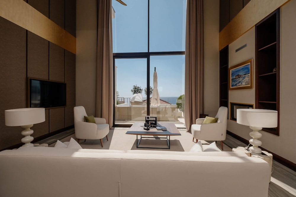 Signature Villa