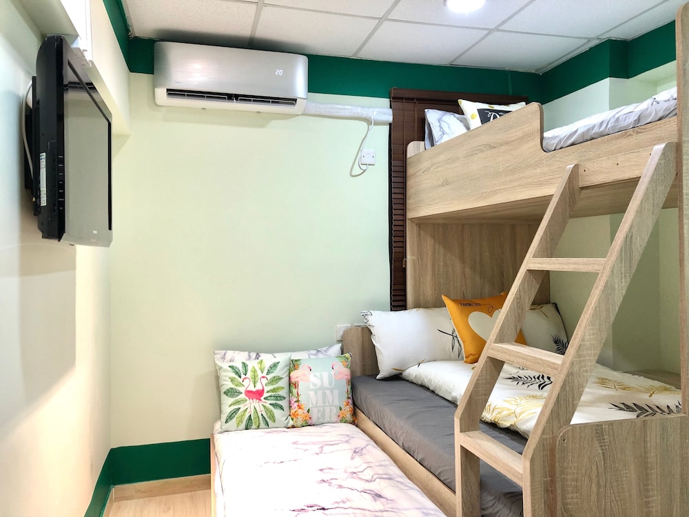 Comfort Quadruple Room, Multiple Beds - Photo 2