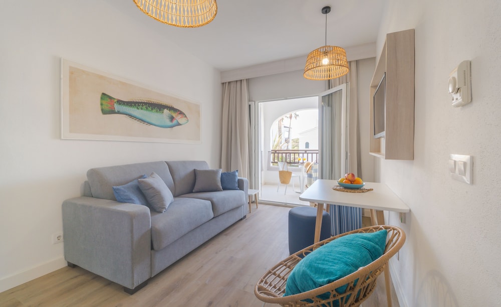 Superior Apartment, 1 Bedroom, Balcony (Premium location) - Photo 1