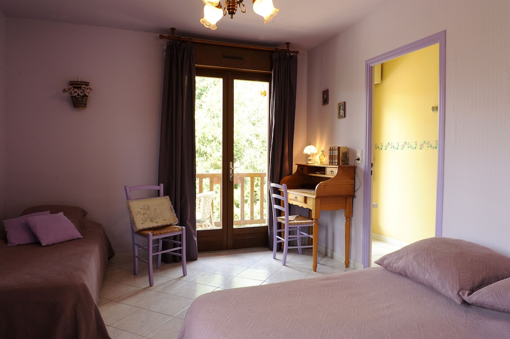 Triple Room, Non Smoking (Lilas) photo 3