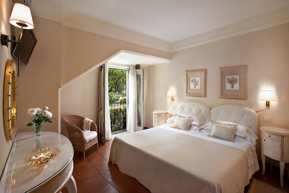 Classic Room, 1 Double or 2 Twin Beds, City View - Photo 8