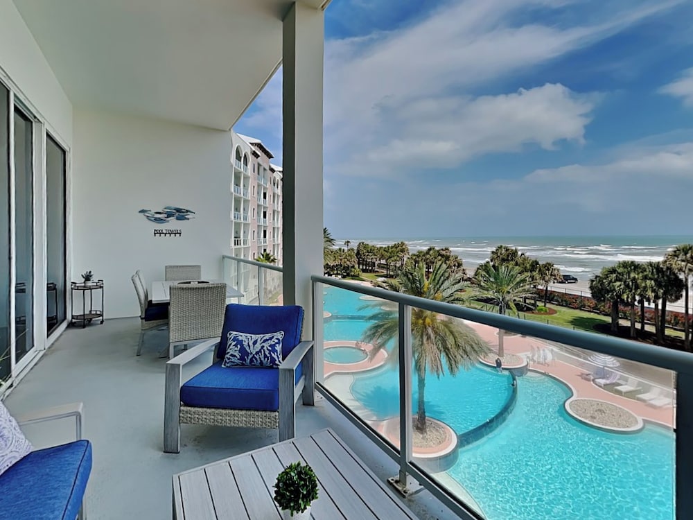 Condo (2 Bedrooms)