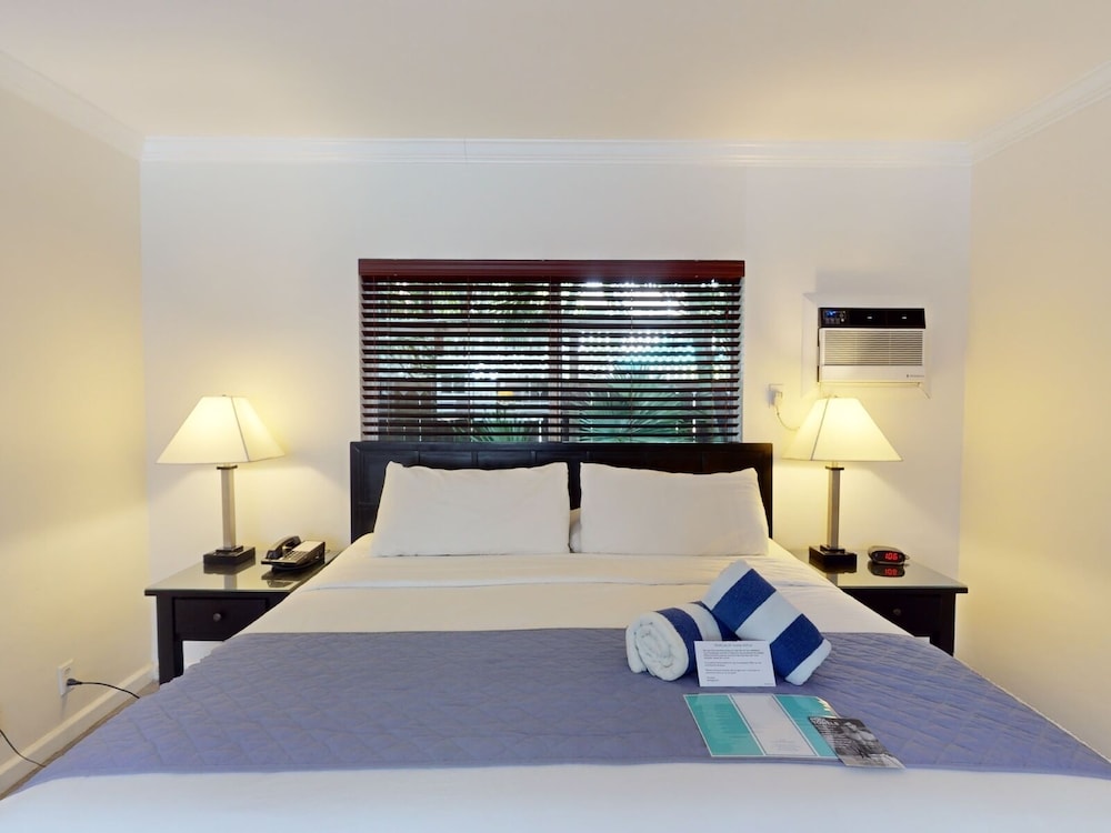Grand Suite, Men only, Pool View photo 3