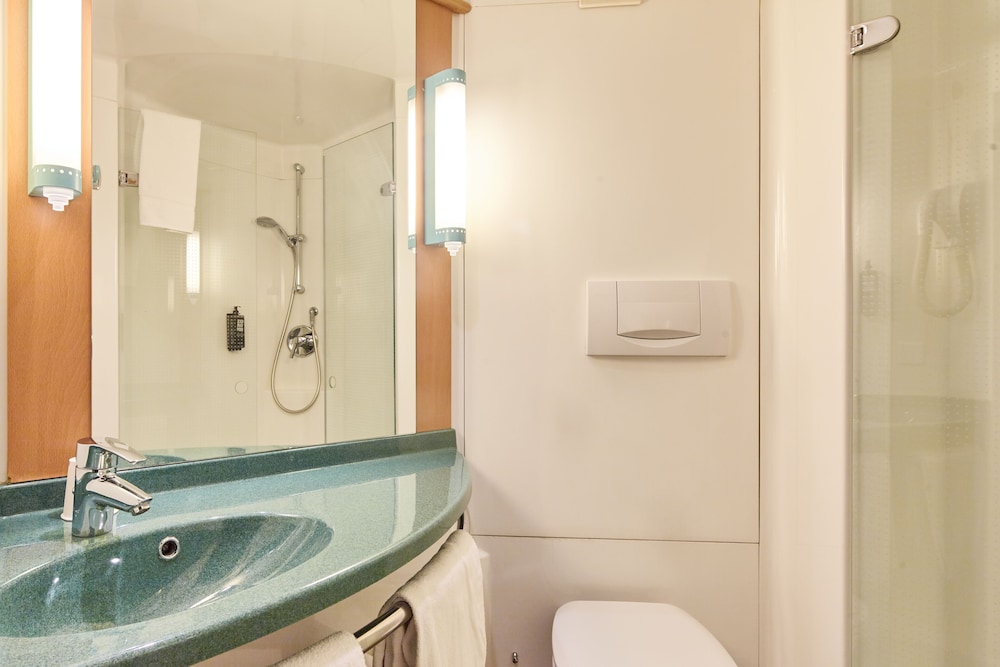 Double Room, Mobility Accessible, Non Smoking - Photo 8