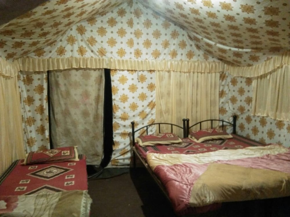Swiss Tent photo 1