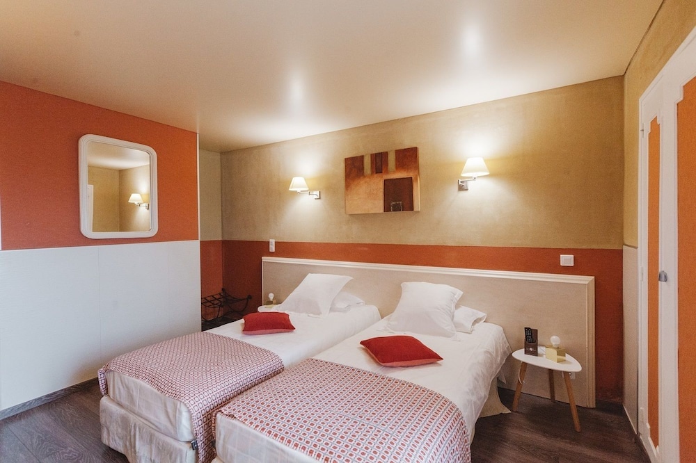 Classic Room, 2 Twin Beds photo 1