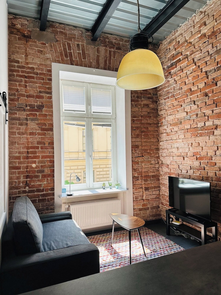 Studio (Studencka 25 Street)
