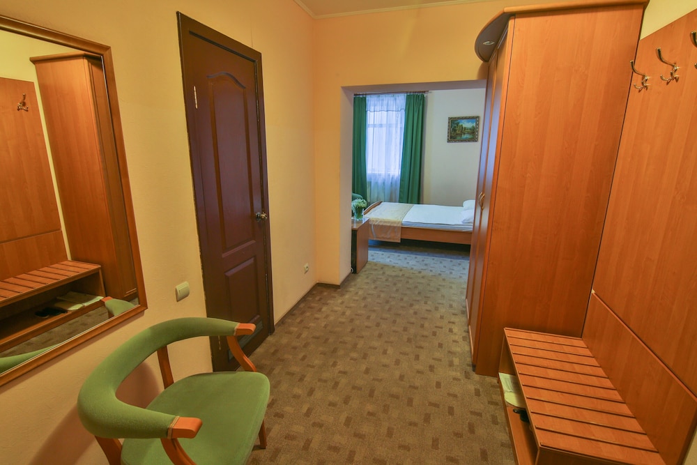 Standard Double Room, Multiple Beds photo 2