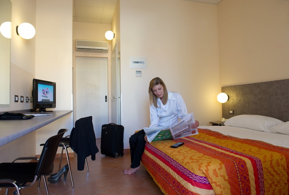 Standard Double Room, 2 Twin Beds