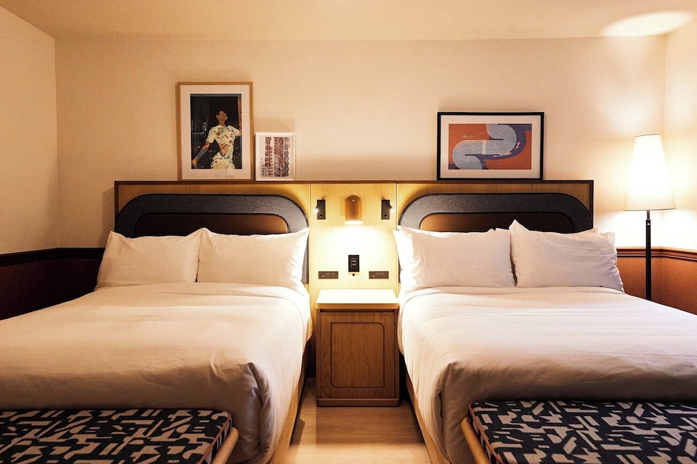Room, 2 Double Beds (Groovy Two Doubles) - Photo 5