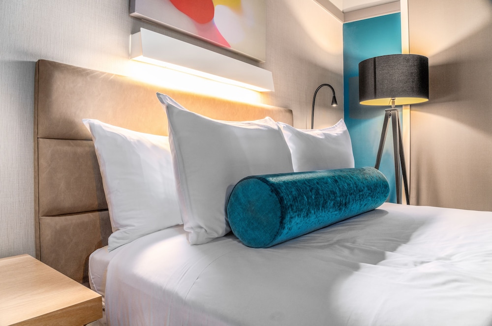 Room, 1 Queen Bed (Petit)