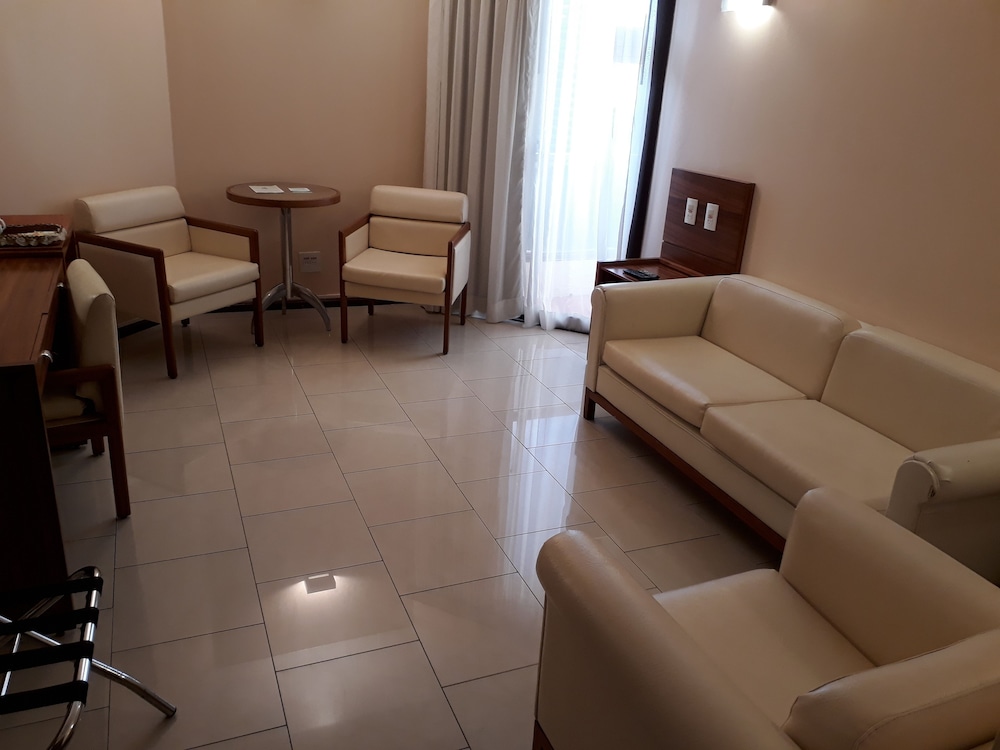 Junior Suite, Multiple Beds