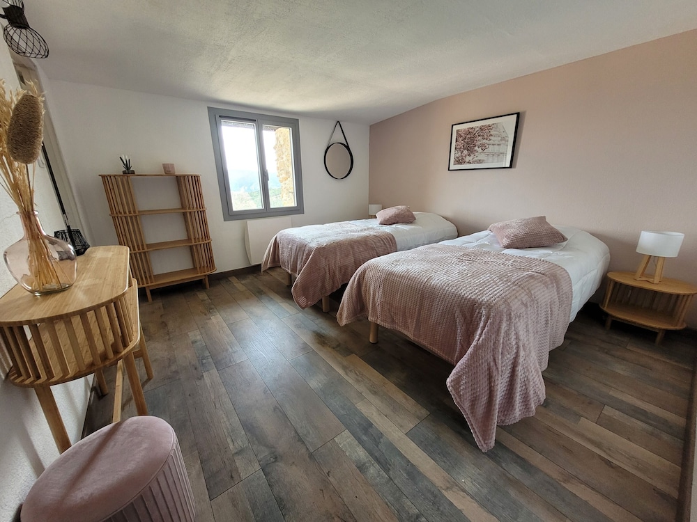 Comfort Double or Twin Room, Ensuite (Au Bord du Rêve) photo 1