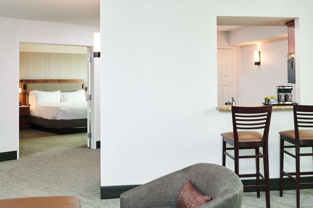 Suite, 1 King Bed, Jetted Tub (Kitchen) - Photo 7