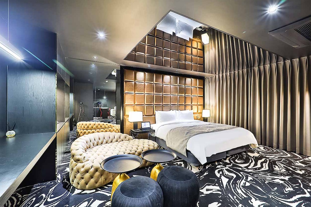 [Free Dinner For 2] Hamilton Harace Suite